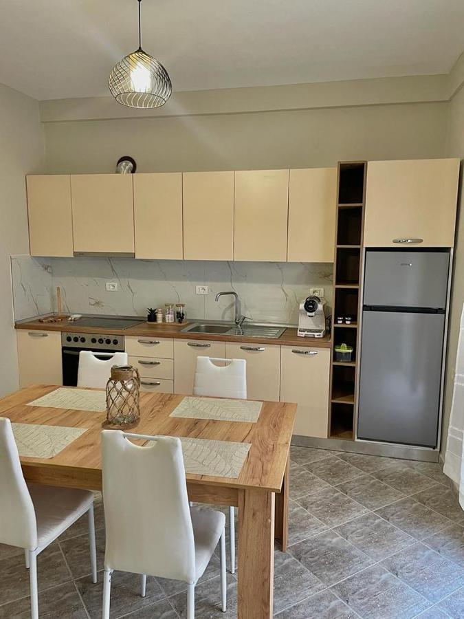 City Center Apartment Tirana Kültér fotó