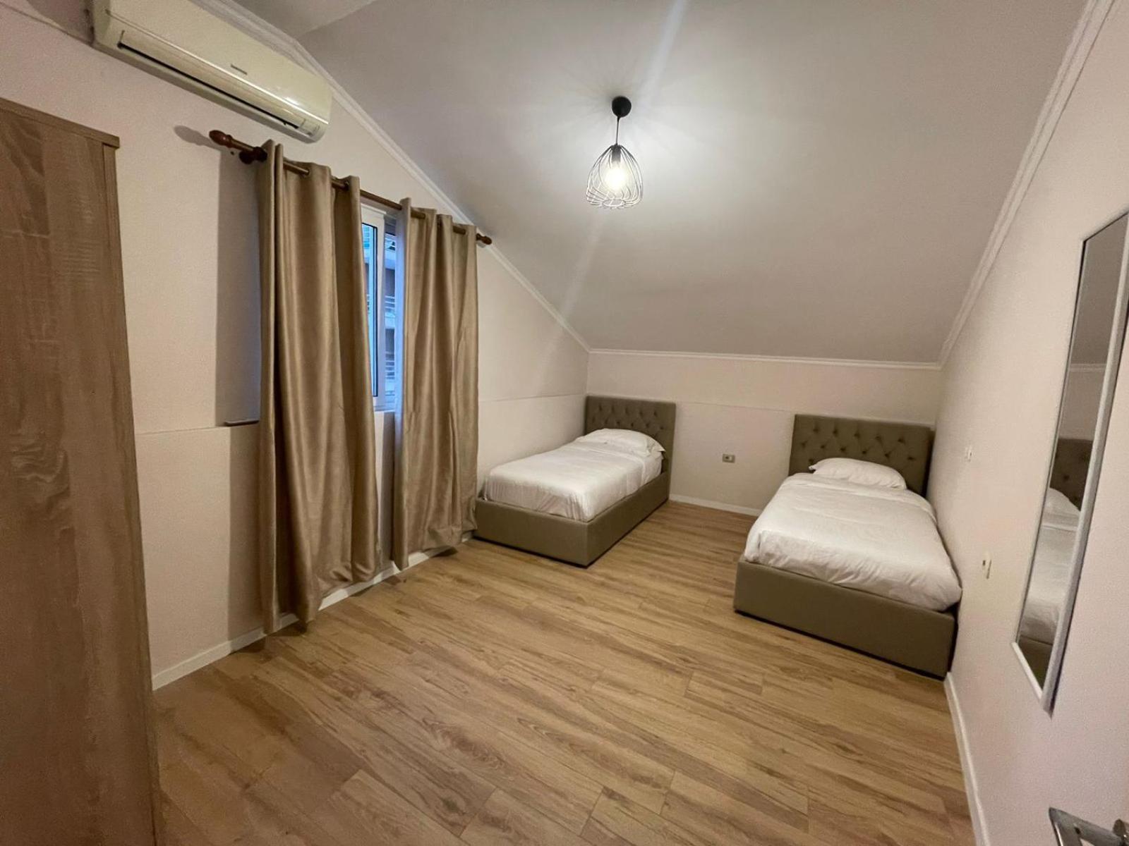 City Center Apartment Tirana Kültér fotó